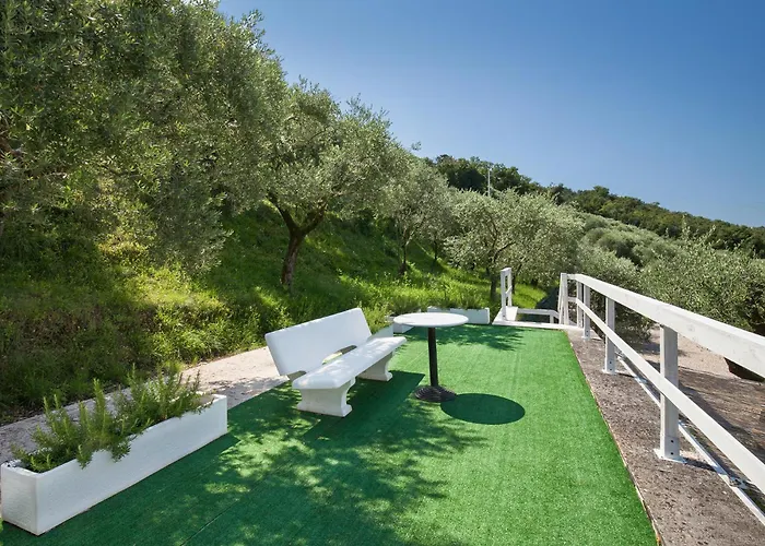 Villa Roby-Loft A Torri Del Benaco